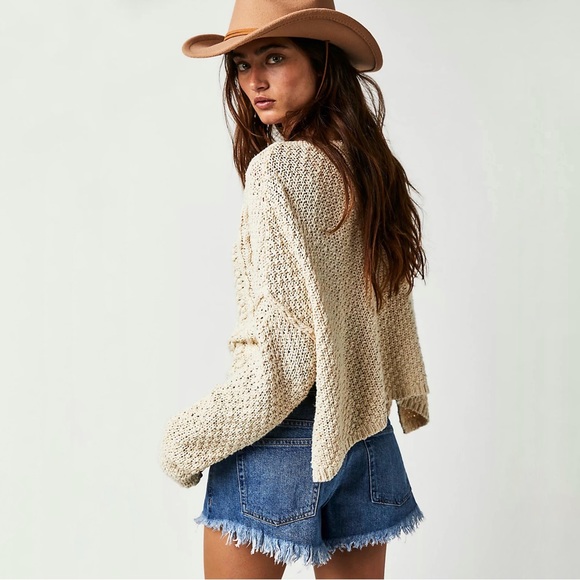 Free People We the Free Cayman Blue Denim Loving Good Vibrations Cutoff Shorts - Picture 3 of 8